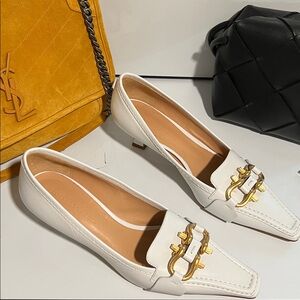 Elegant White Leather Loafers with Gold Chain Detail
